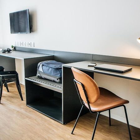 Twenty Business Flats Beziersアパートホテル エクステリア 写真