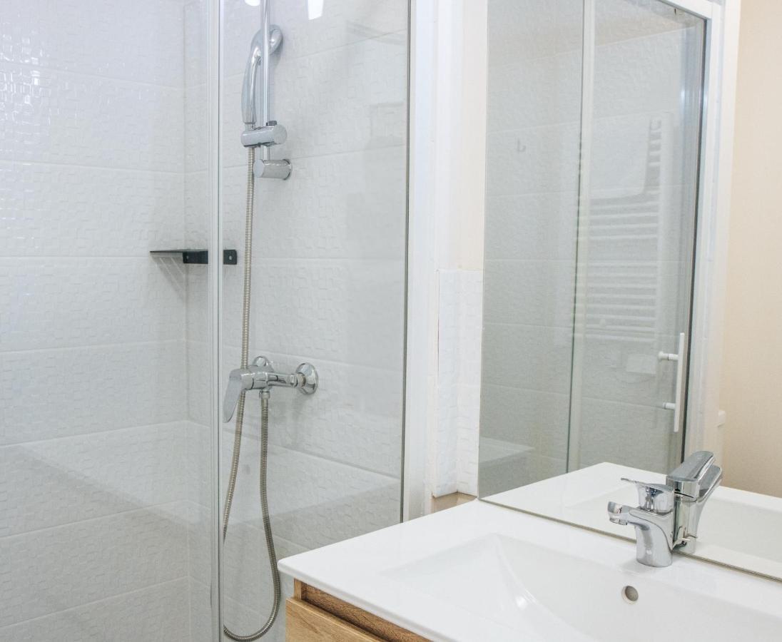 Twenty Business Flats Beziersアパートホテル エクステリア 写真